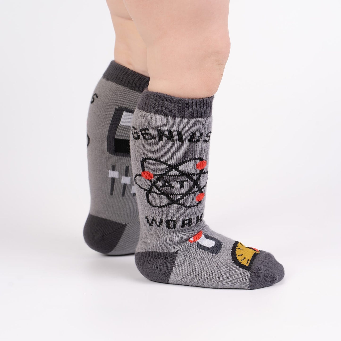 Sock it to me Toddler Knee: Genius at Work